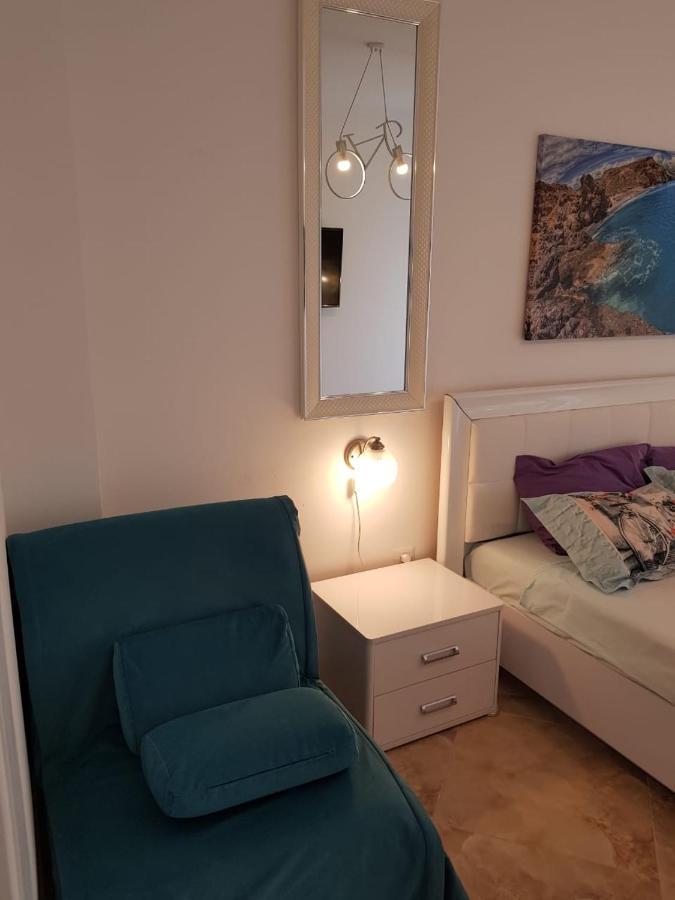 Montenegro - South Cross Appartement Dobra Voda Buitenkant foto